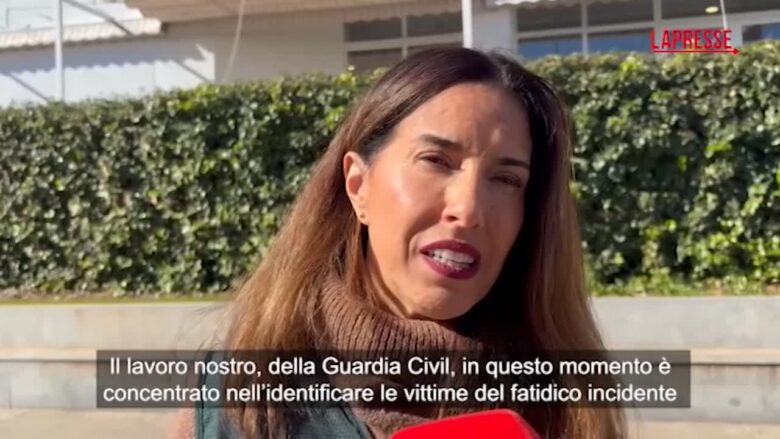 Treni deragliati in Spagna, la Guardia Civil: "Siamo concentrati a identificare le vittime"