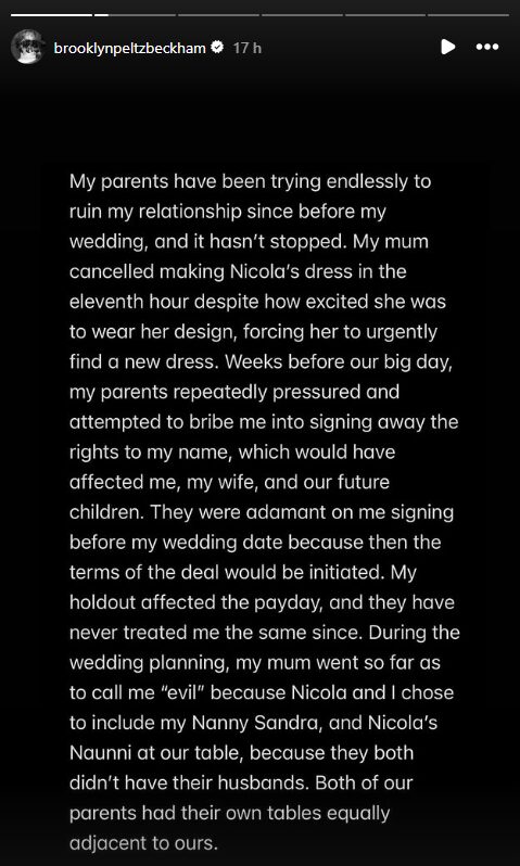 Brooklyn Beckham difende la moglie, il post di fuoco contro i genitori David e Victoria: “Umiliato, non voglio riconciliarmi”