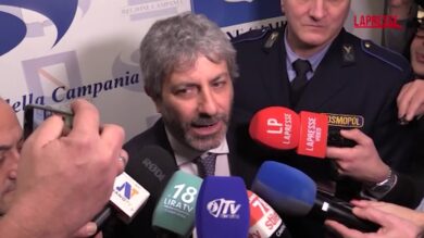 Campania, Fico presenta la Giunta. L'opposizione attacca: "Troppi ritardi, rischio immobilismo"