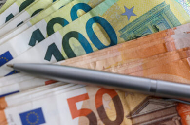 Rottamazione-quinquies al via, domande entro il 30 aprile: ecco come funziona