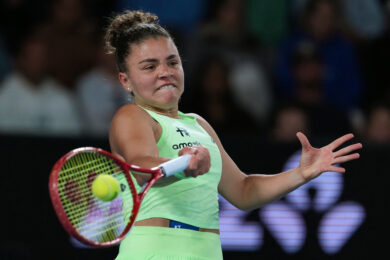 Australian Open 2026, Paolini in campo il 23 gennaio. Alcaraz e Zverev a caccia degli ottavi: orari e dove vederli