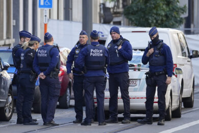 Belgio, 6 feriti in attacco con coltello a manifestazione curda ad Anversa: 4 arresti