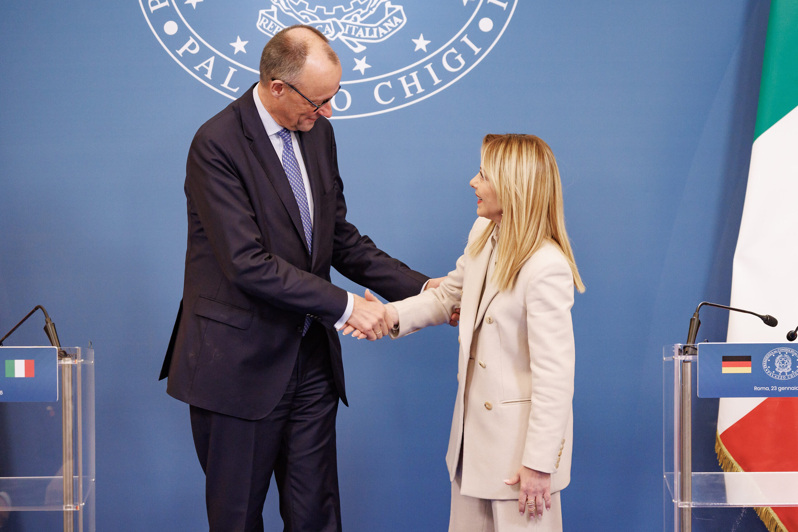 Italia-Germania, bilaterale a Roma: “Forte legame tra Ue e Usa, ma rispettare sovranità territoriali”