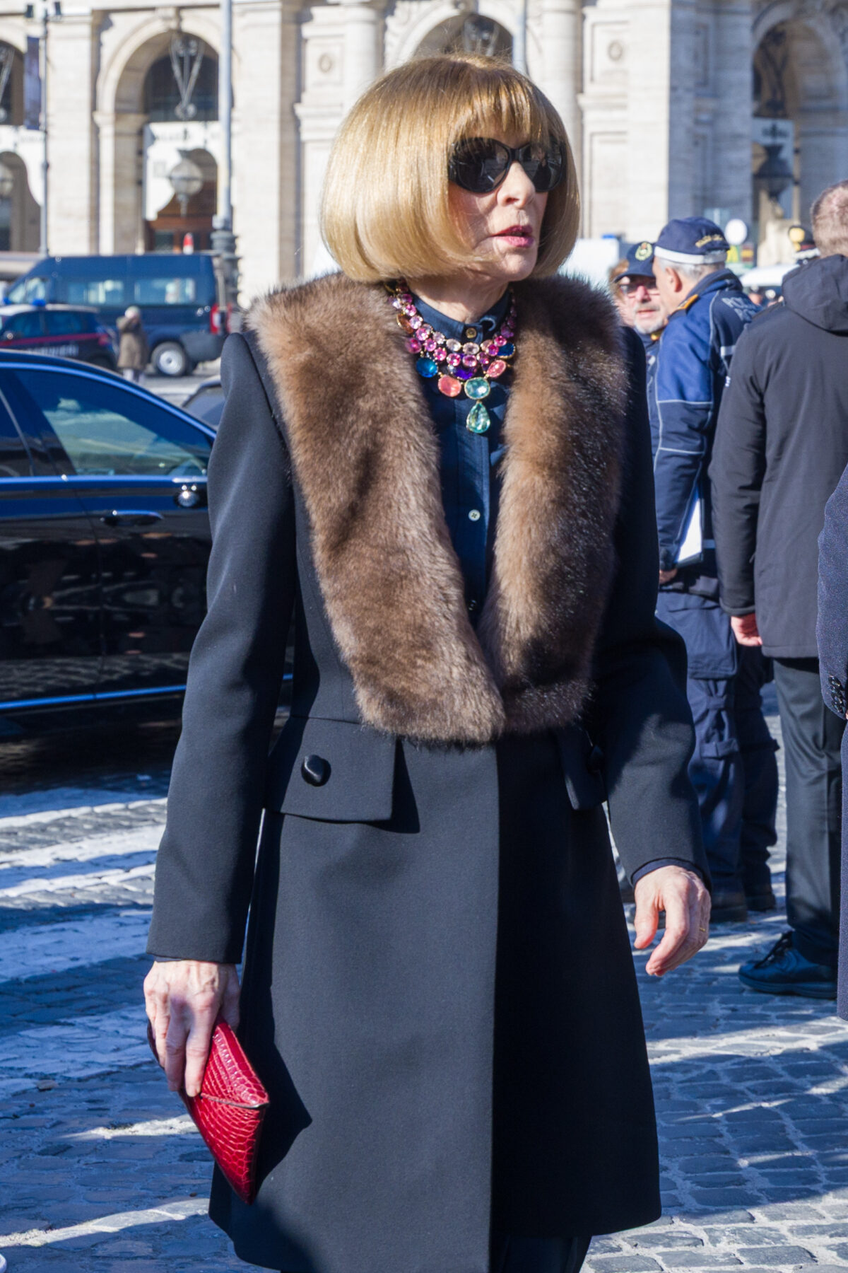 Valentino, ai funerali tanti vip: ecco chi c’era – Le foto Valentino, ai funerali tanti vip: ecco chi c’era – Le foto