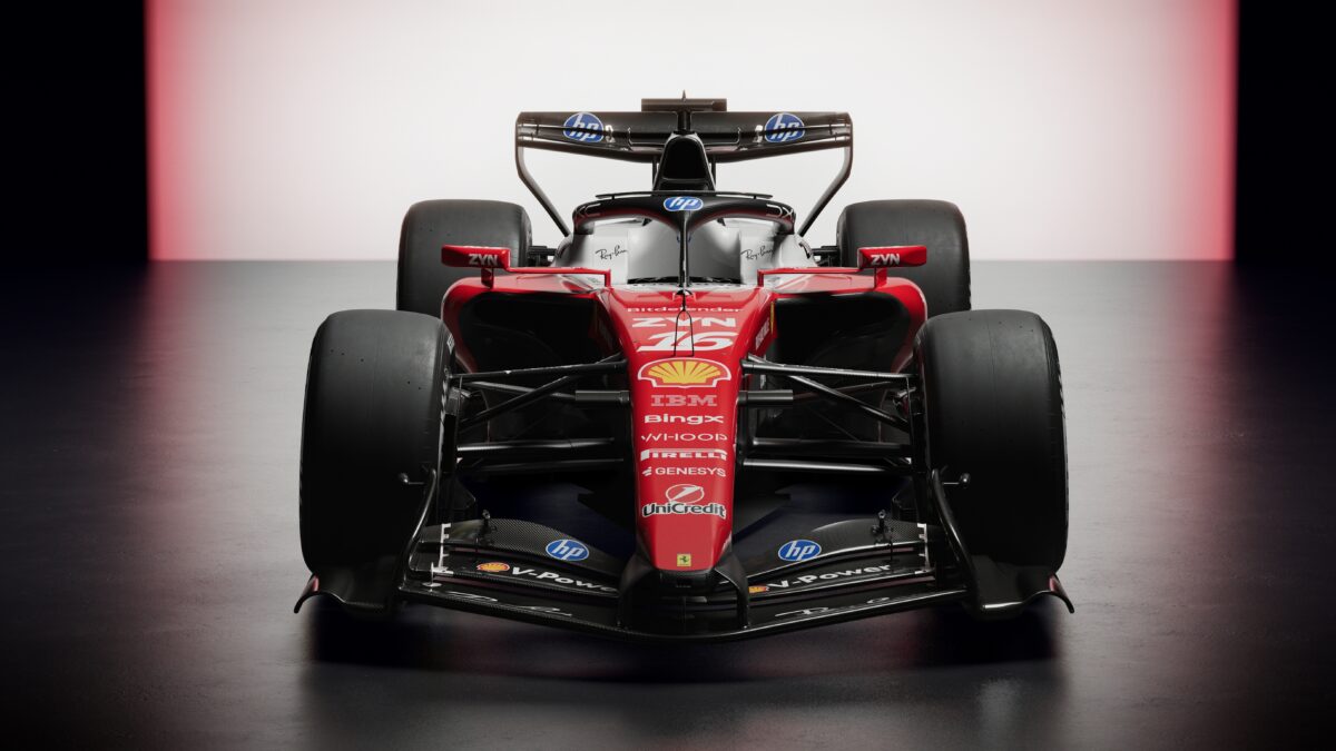 La Ferrari svela a Fiorano la nuova monoposto SF-26