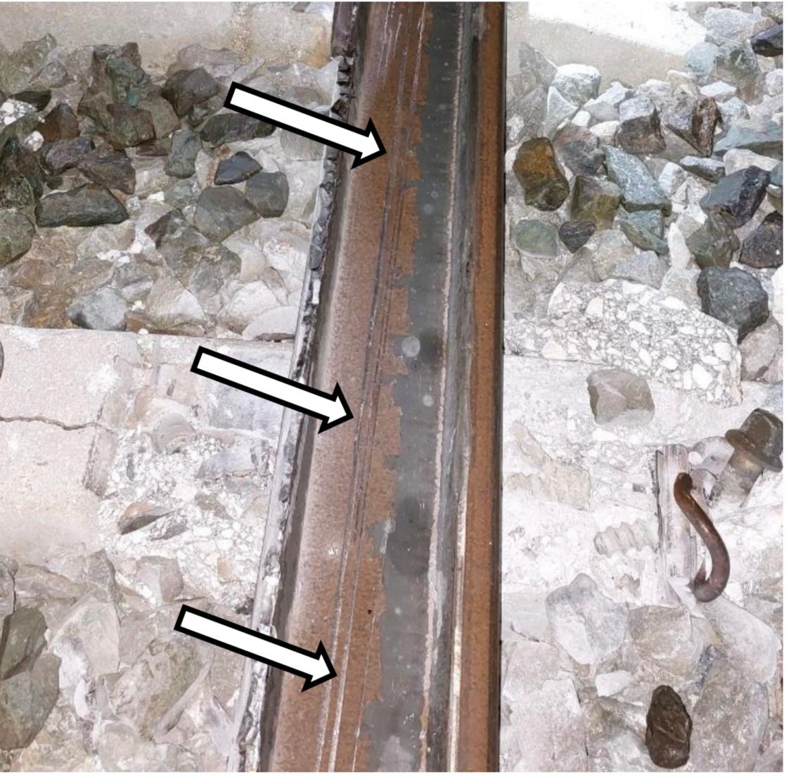 Treni deragliati in Spagna, rapporto commissione: rottura binario precedente a passaggio treno Treni deragliati in Spagna, rapporto commissione: rottura binario precedente a passaggio treno