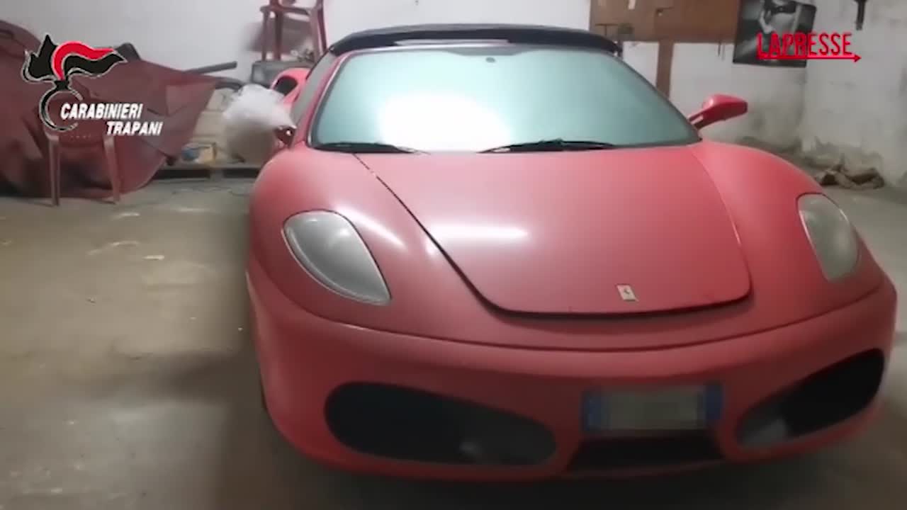 Trapani, illeciti dietro assegnazione case popolari: 13 arresti, sequestrate auto di lusso