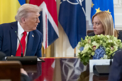 Critiche Trump ai soldati Nato in Afghanistan, Meloni: “Parole inaccettabili, amicizia necessita rispetto”