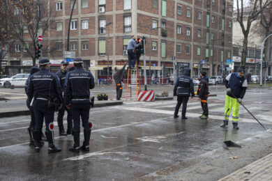 Milano, scontro tra auto e mezzo Amsa. Morto Simone Bonino, ex bodyguard di Alberto Genovese