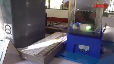 Elezioni Myanmar, allestiti i seggi elettorali in vista del voto del 25 gennaio