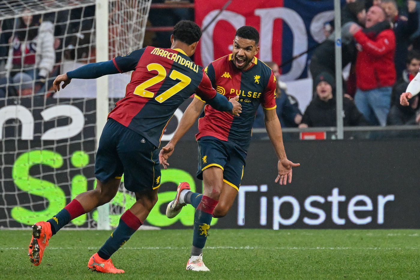 Genoa-Bologna 3-2, pazza rimonta del Grifone