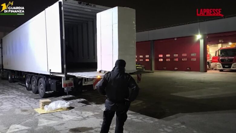 Padova, sequestrate sette tonnellate di sigarette: un arresto