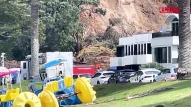 Nuova Zelanda, continuano le ricerche dei sei dispersi dopo la frana al Beachside Holiday Park