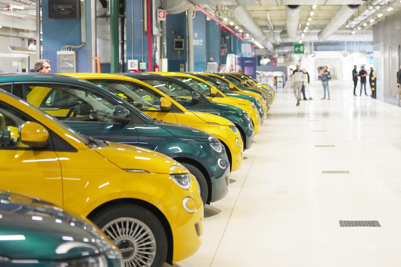 Stellantis: vendite in calo del 3,9% nel 2025 Stellantis: vendite in calo del 3,9% nel 2025