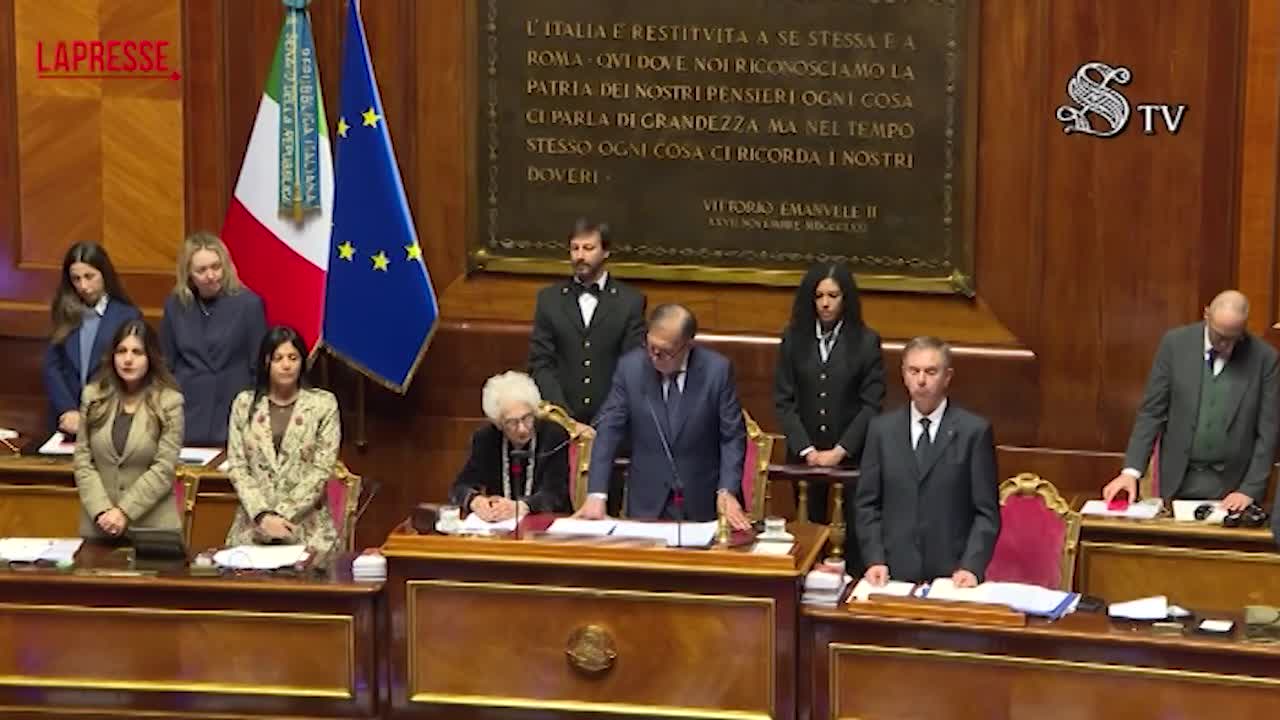 giorno della memoria il minuto di silenzio in senato alla presenza di liliana segre da Lapresse.it giorno della memoria il minuto di silenzio in senato alla presenza di liliana segre