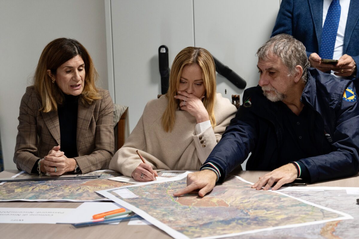 Maltempo, Meloni a Niscemi nella zona della frana