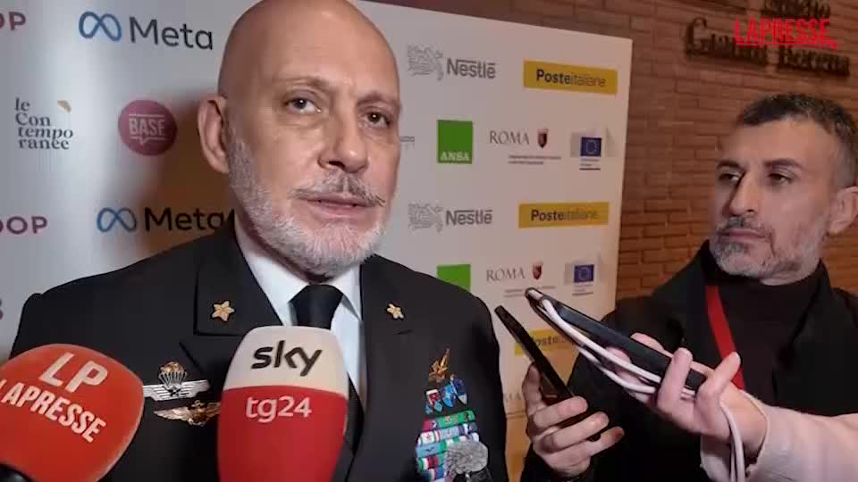 Difesa, Cavo Dragone: “L’esercito europeo non è perseguibile” Difesa, Cavo Dragone: “L’esercito europeo non è perseguibile”