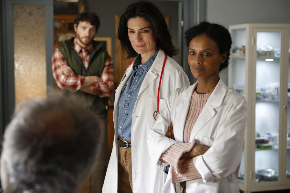 Anna Valle e Daniele Pecci tornano con la nuova serie “Una nuova vita” Anna Valle e Daniele Pecci tornano con la nuova serie “Una nuova vita”