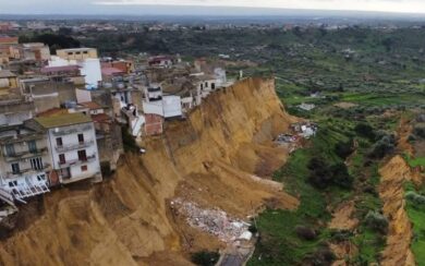 Niscemi, i dati dell’Ispra: il 94,5% dei Comuni italiani è a rischio frane