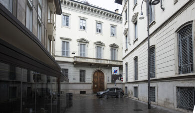 Banchiere ucraino morto a Milano, giallo sulla mancanza di telefoni o pc dell’uomo