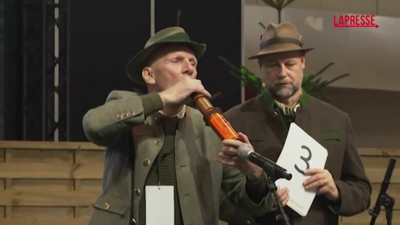 Germania, cacciatori tedeschi al campionato nazionale di richiamo dei cervi