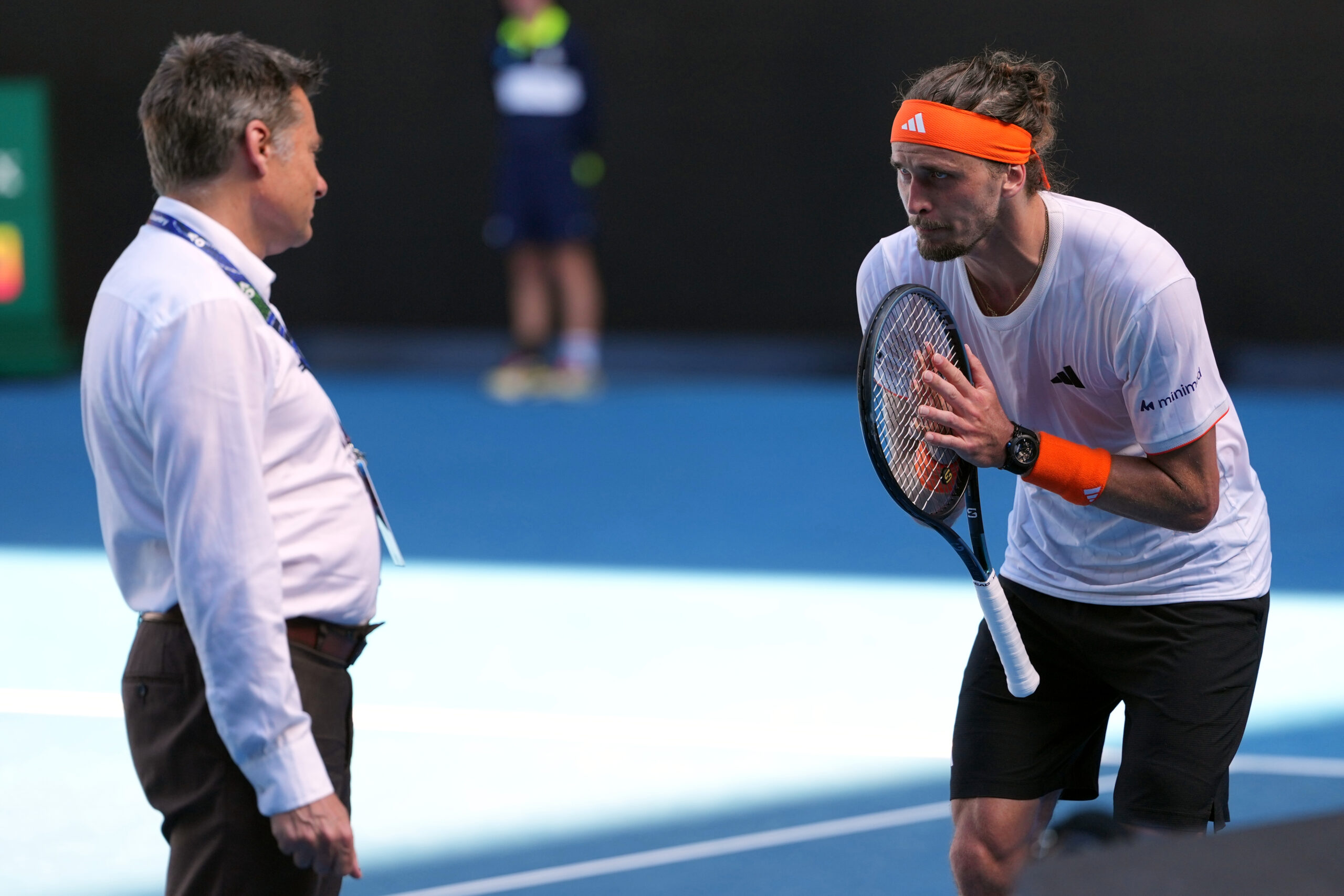 Alcaraz e il malore in campo, ira Zverev agli Australian Open 2026: “Proteggete sempre loro”