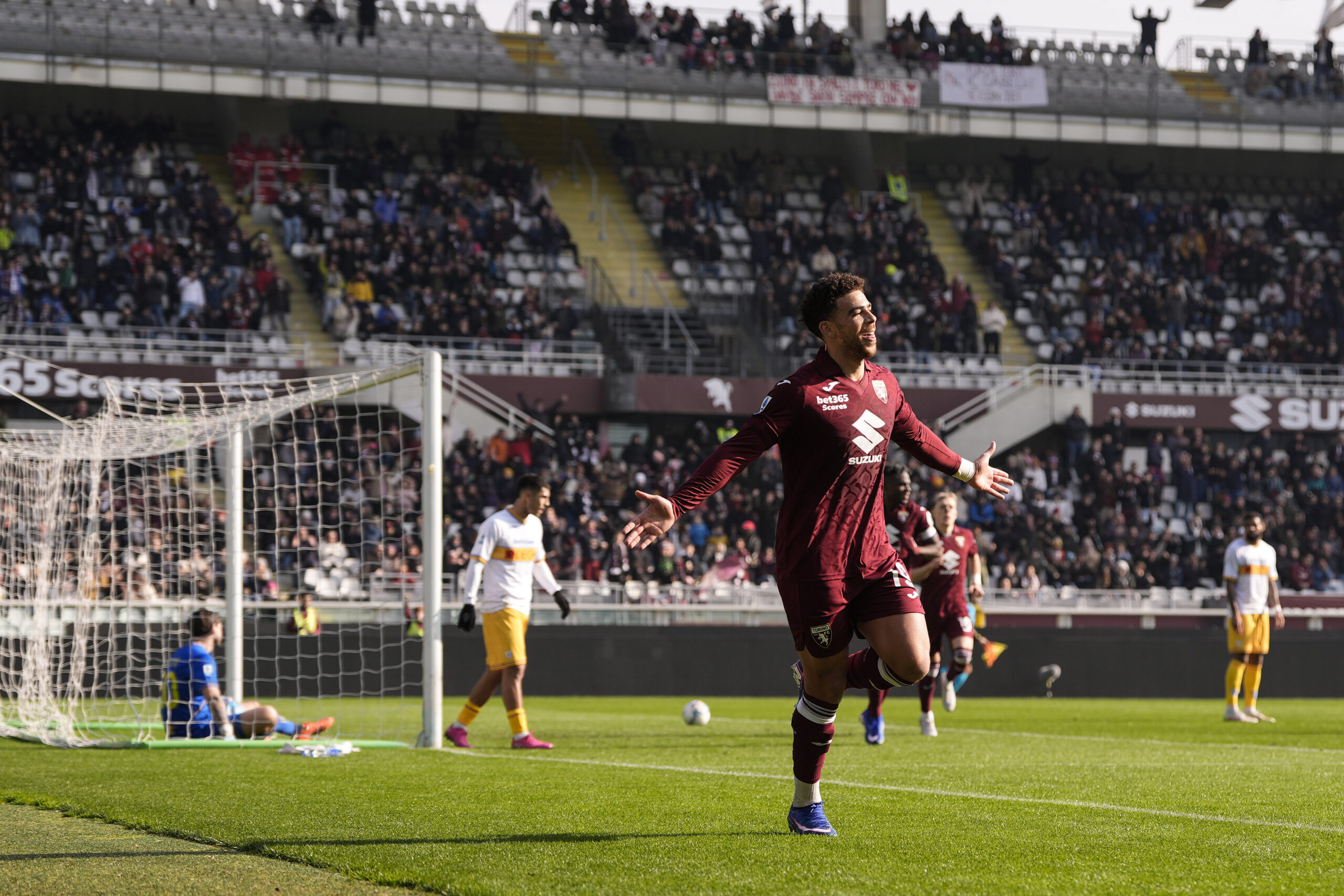 Torino-Lecce 1-0, di Che Adams il gol della vittoria granata