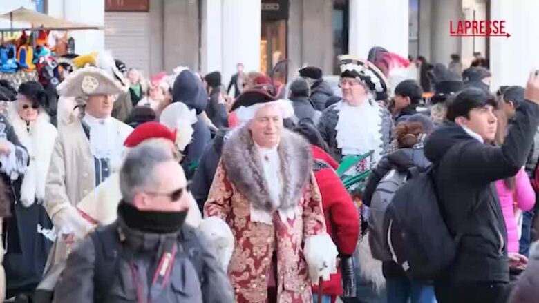 Carnevale Venezia 2026, Piazza San Marco gremita e ricca di eventi