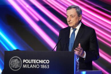 Ue, Draghi: “Ordine globale è defunto”