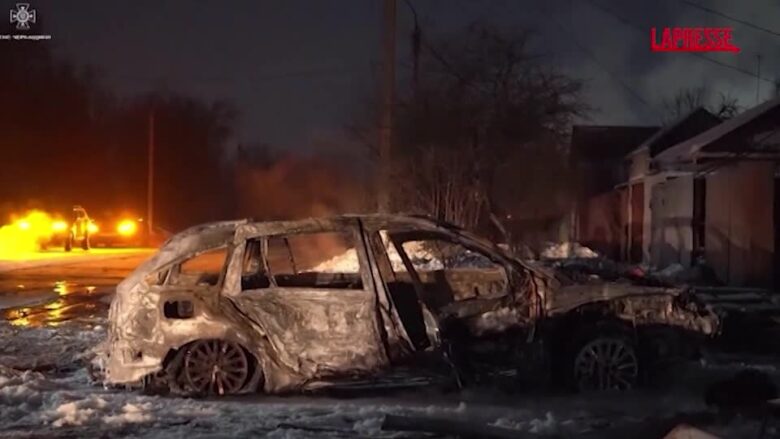 Ucraina, attacco russo nella città di Cherkasy: distrutte infrastrutture civili