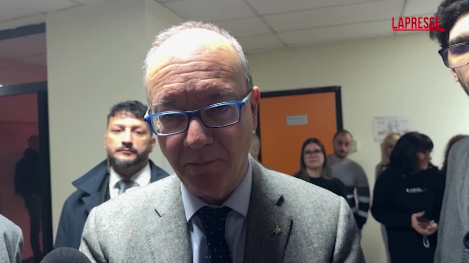 Maturità, Valditara: "Chi farà scena muta è fuori"