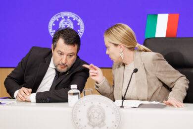 Dl Sicurezza, Consiglio dei ministri spostato a giovedì. Dubbi su fermo preventivo e cauzione