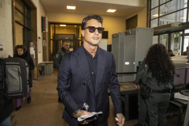 Fabrizio Corona, rimossi i suoi profili social