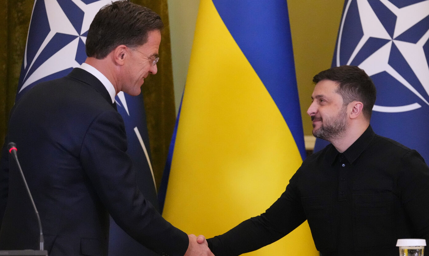 Ucraina, Mosca: “Con la scadenza del trattato New Start il mondo sarà più pericoloso” – La diretta