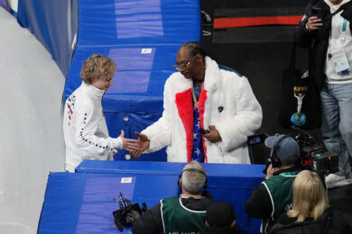 Snoop Dogg a Milano per le Olimpiadi 2026: il rapper all’allenamento del pattinaggio artistico