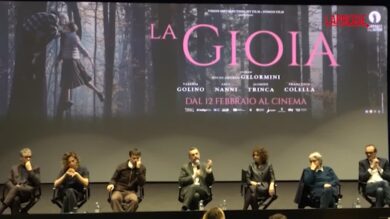 Siparietto Trinca-Golino alla presentazione di 'La Gioia': "Si è divertita a strapazzarmi"
