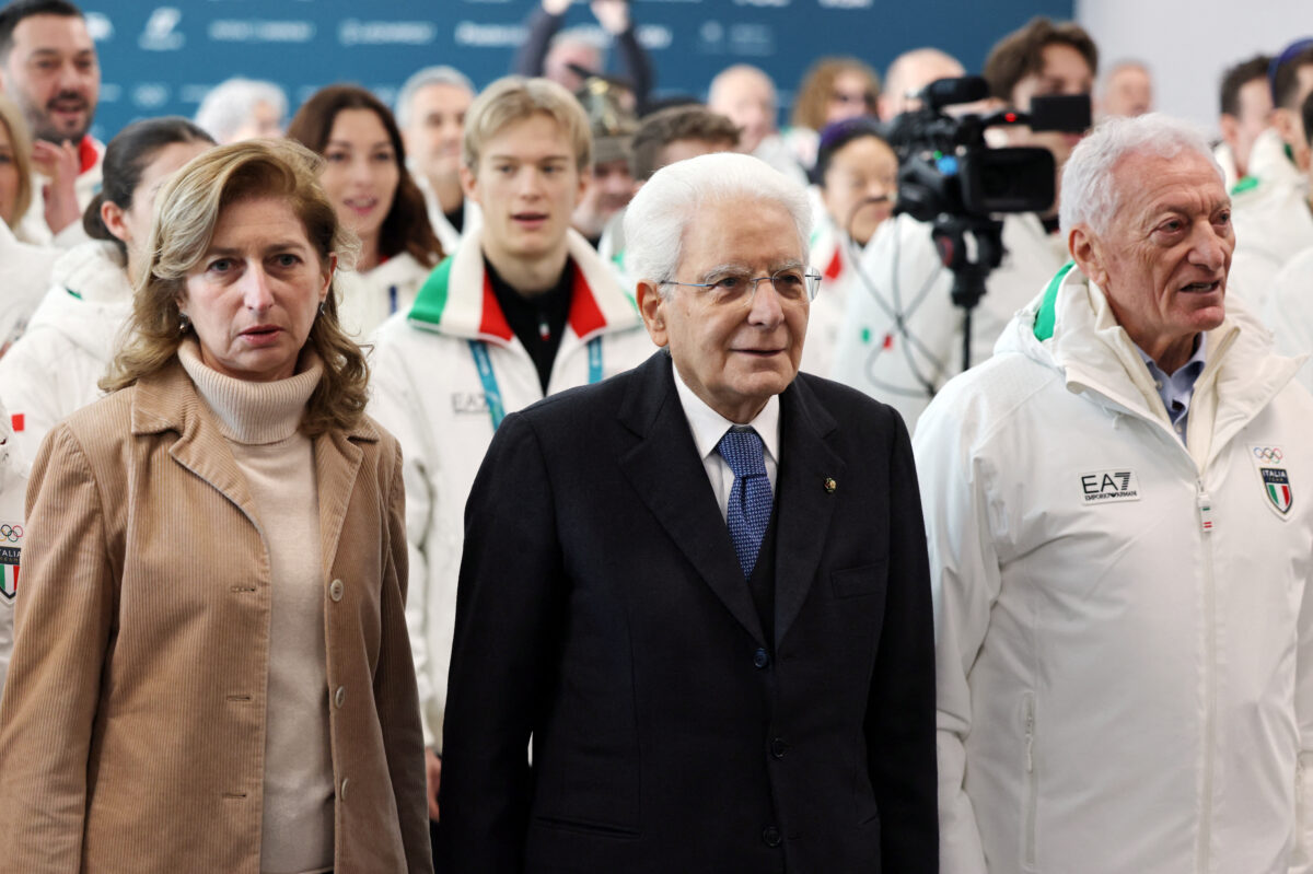 Galleria foto 'Olimpiadi 2026, Mattarella al Villaggio Olimpico – La visita in 10 foto' - foto 3