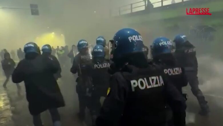 Olimpiadi 2026, al Corvetto guerriglia urbana tra manifestanti e polizia