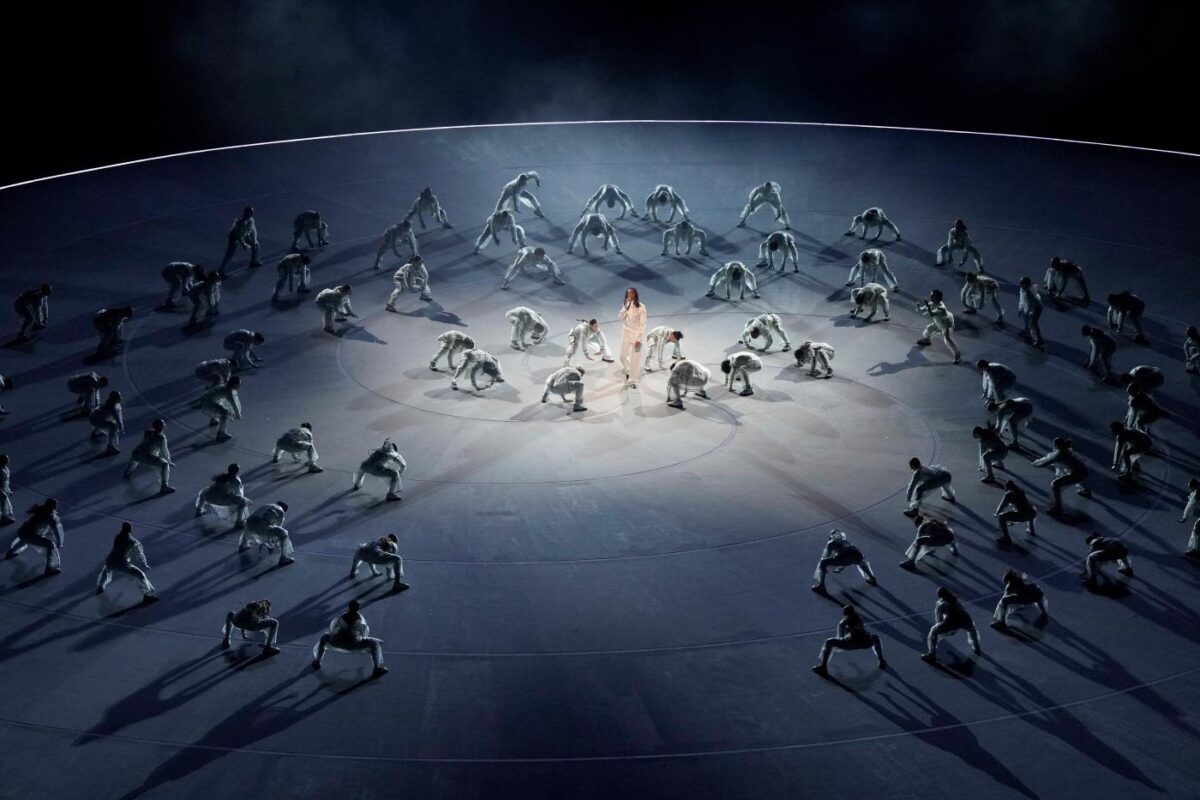 Olimpiadi 2026, esplode il caso Ghali: “mai inquadrato durante la diretta” Olimpiadi 2026, esplode il caso Ghali: “mai inquadrato durante la diretta”