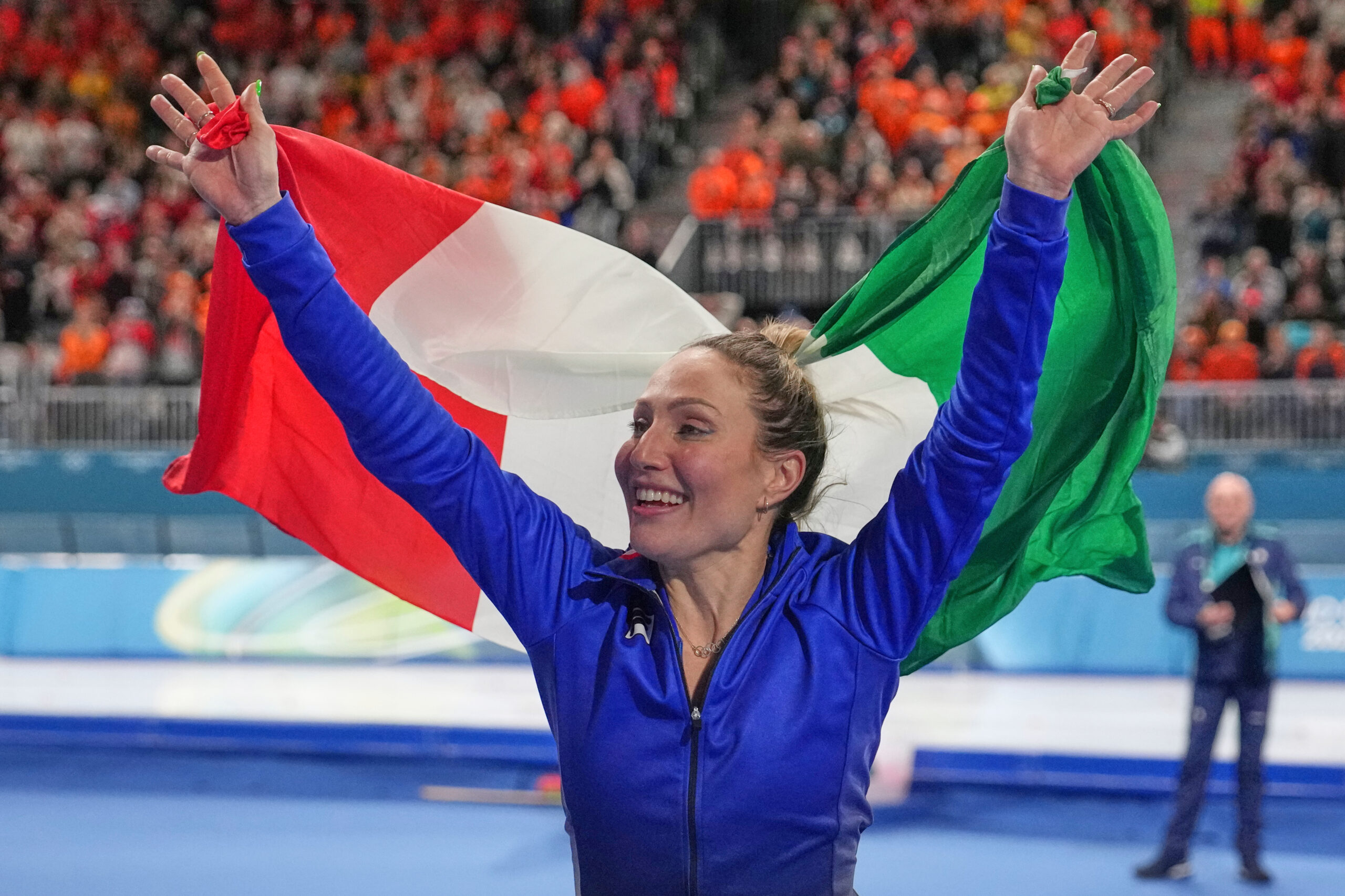 Olimpiadi 2026, oro Lollobrigida nel pattinaggio. Discesa libera a Bormio: Franzoni argento e Paris bronzo