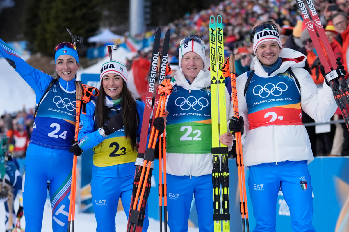 Olimpiadi 2026, argento Italia nella staffetta mista di biathlon. Bronzo per Goggia, Dalmasso, Lorello, Fischnaller e il team event di pattinaggio Olimpiadi 2026, argento Italia nella staffetta mista di biathlon. Bronzo per Goggia, Dalmasso, Lorello, Fischnaller e il team event di pattinaggio