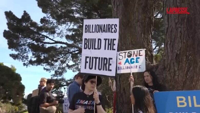 California, la marcia a sostegno dei miliardari per le strade di San Francisco