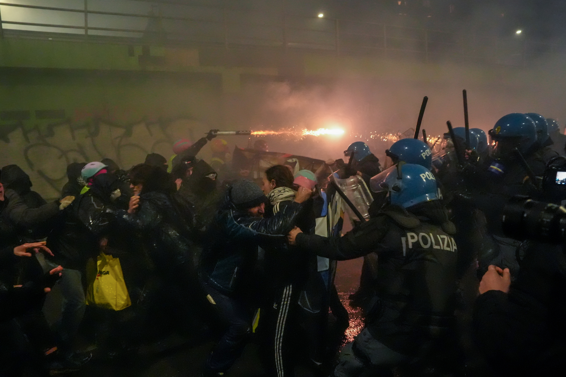 Meloni: “Contro le Olimpiadi delinquenti nemici dell’Italia”