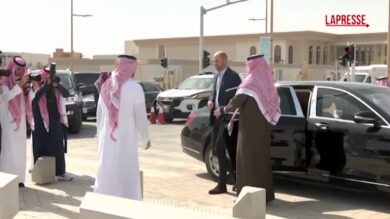 Principe William in Arabia Saudita, tappa a Riyadh tra incontri e caffè