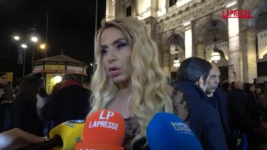 Caso Signorini, Valeria Marini: "Non ho paura di difenderlo. La verità verrà fuori"