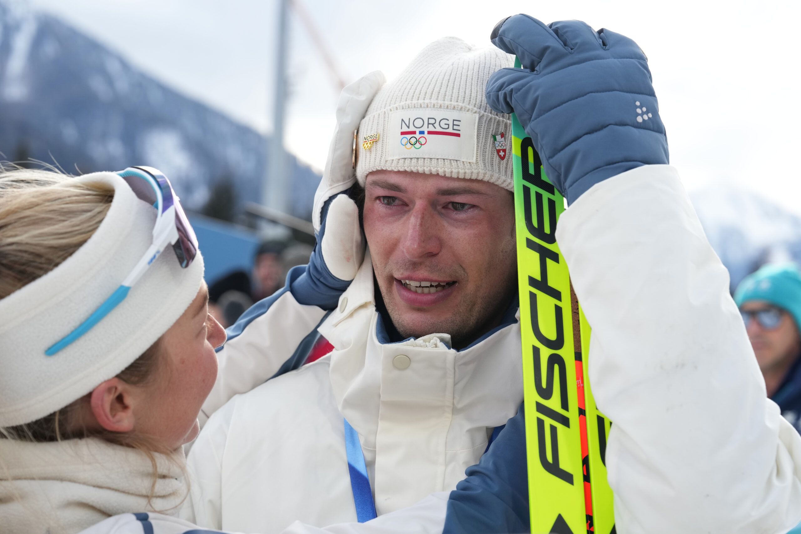 Laegreid, il biatleta norvegese vince il bronzo alle Olimpiadi 2026 e confessa il tradimento in tv