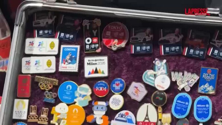 Milano-Cortina, è “pin mania”: centinaia in coda per scambiare le iconiche spillette