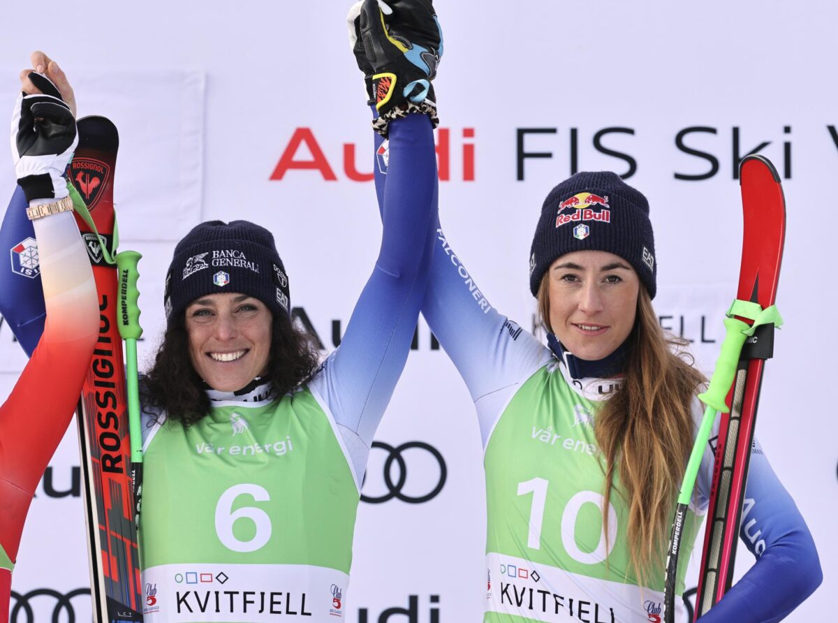 Federica Brignone e Sofia Goggia (AP Photo/Marco Trovati)