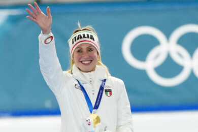 Secondo oro per Francesca Lollobrigida, prima nei 5000 metri del pattinaggio di velocità. (Gian Mattia D'Alberto/LaPresse)