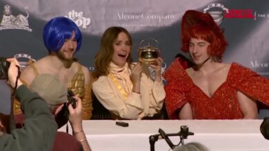 Rose Byrne, l'attrice premiata donna dell'anno dalla Hasty Pudding Theatricals di Harvard